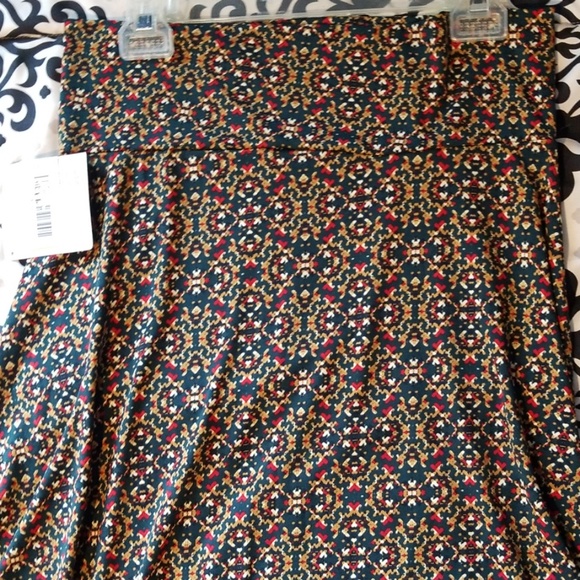 LuLaRoe NWT Azure Skirt Large - Picture 3 of 8